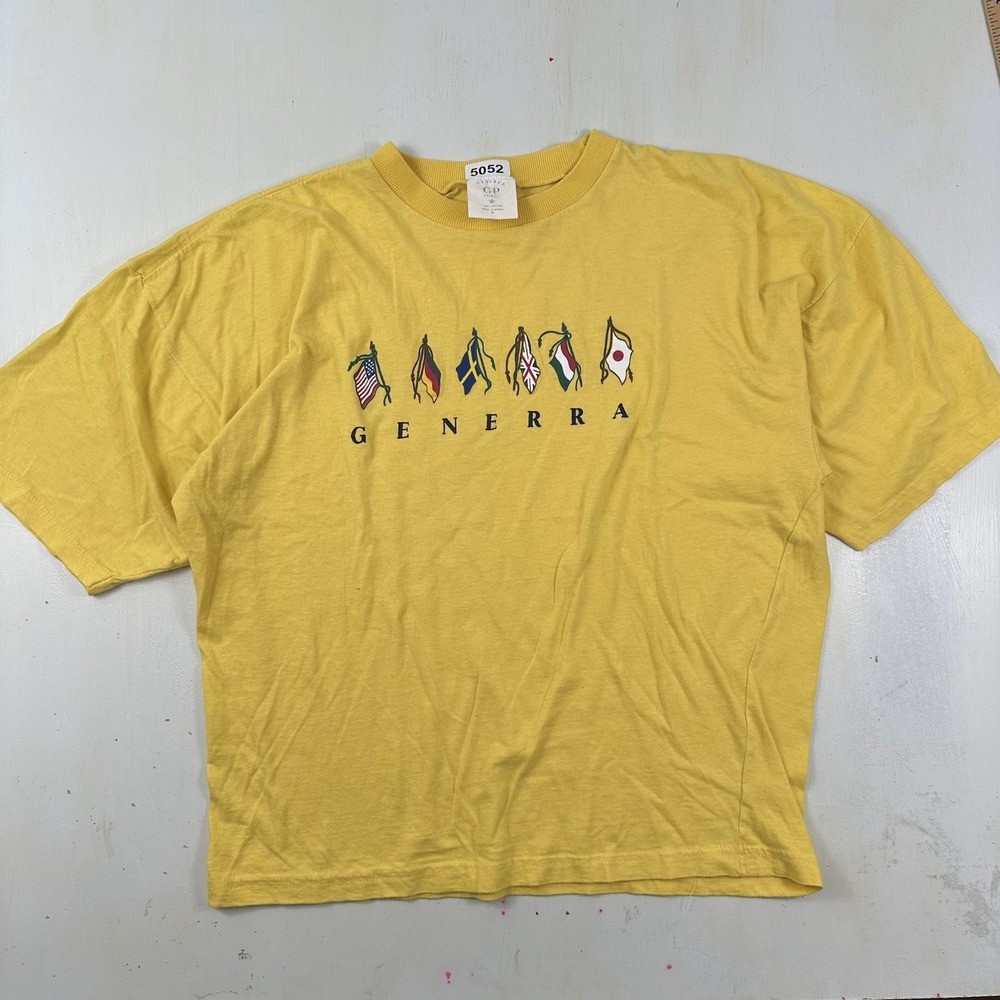 Rare VTG 80s Generra Boxy Crop Fit T Shirt Men Medium Hypercolor Yellow Spellout